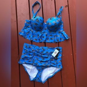 Torrid two piece swimsuit (DIFFERENT SIZE PIECES)